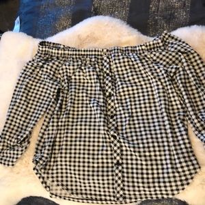 3/$15 mix and match. Off the shoulder black and white checkered top.